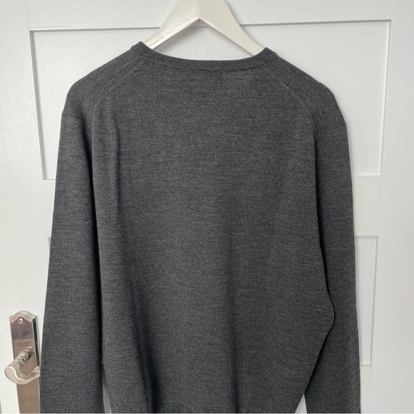 Men’s V-neck sweater by Polo Ralph Lauren - Picture 6 of 6